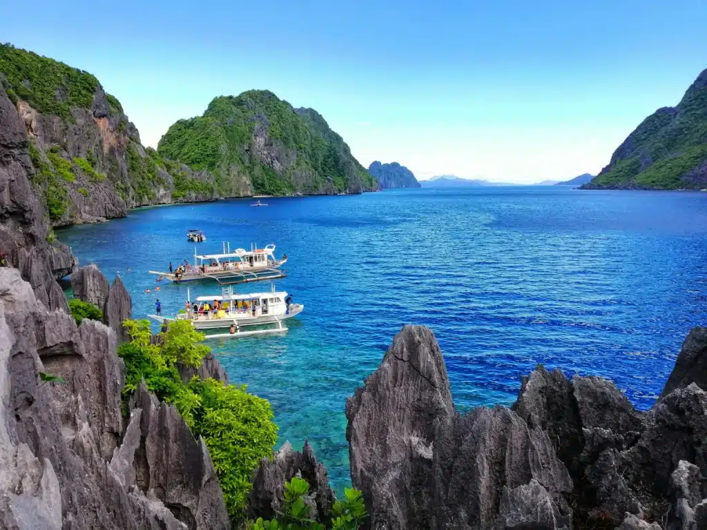 blue-sea-palawan