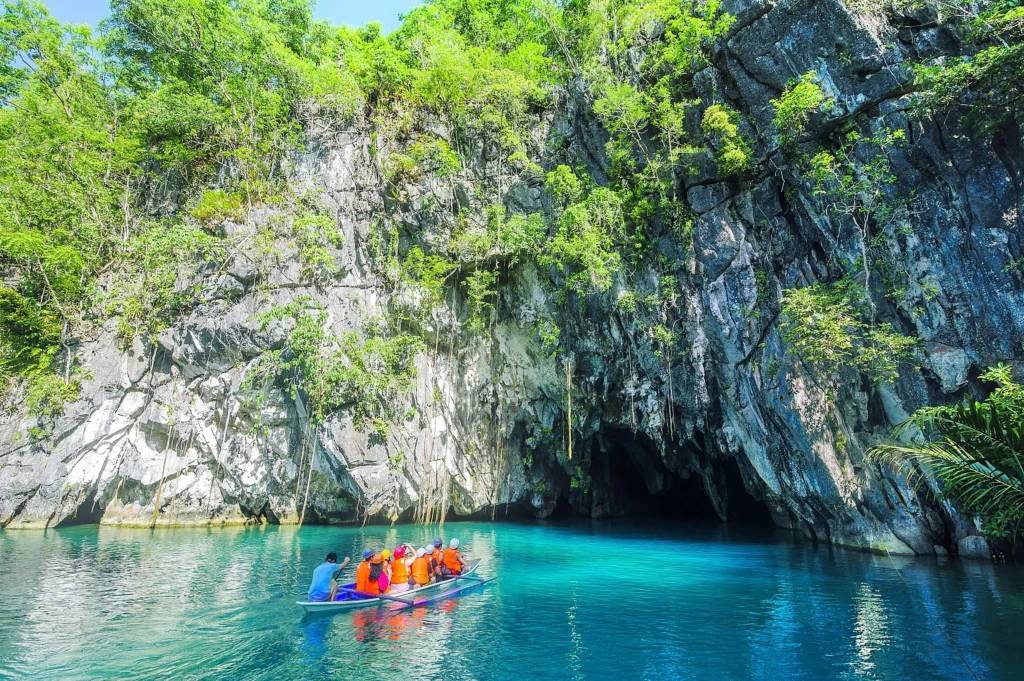 underground-river-in-palawan-philippines